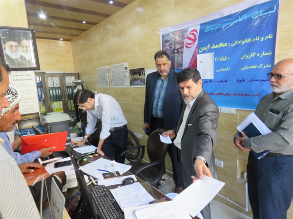 بازدید مدیر حج وزیارت خوزستان از عملیات اجرایی ثبت نام کاروانهای حج تمتع 